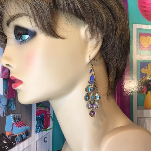 Peacock Earrings ( Lightweight ) - Picture 8 of 11